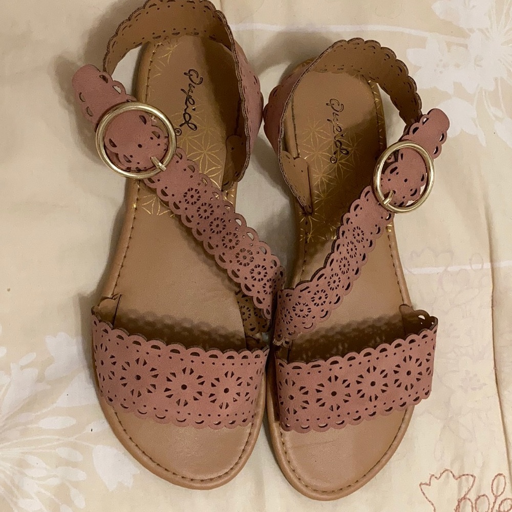 Qupid Sandals
